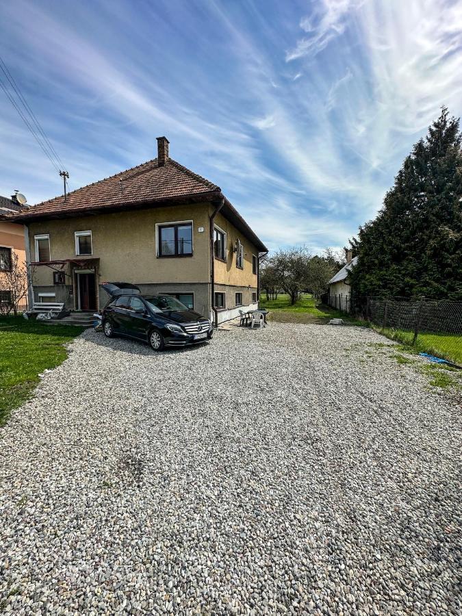 Chalupa V Zapadnych Tatrach Bobrovec Exterior foto